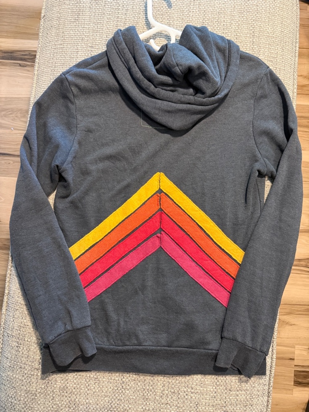 VTG Aviator Nation Mountain Collection Chevron Full Zip Hoodie Gray Medium